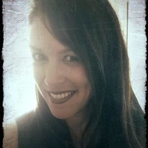 Meet your Posher, Miriam